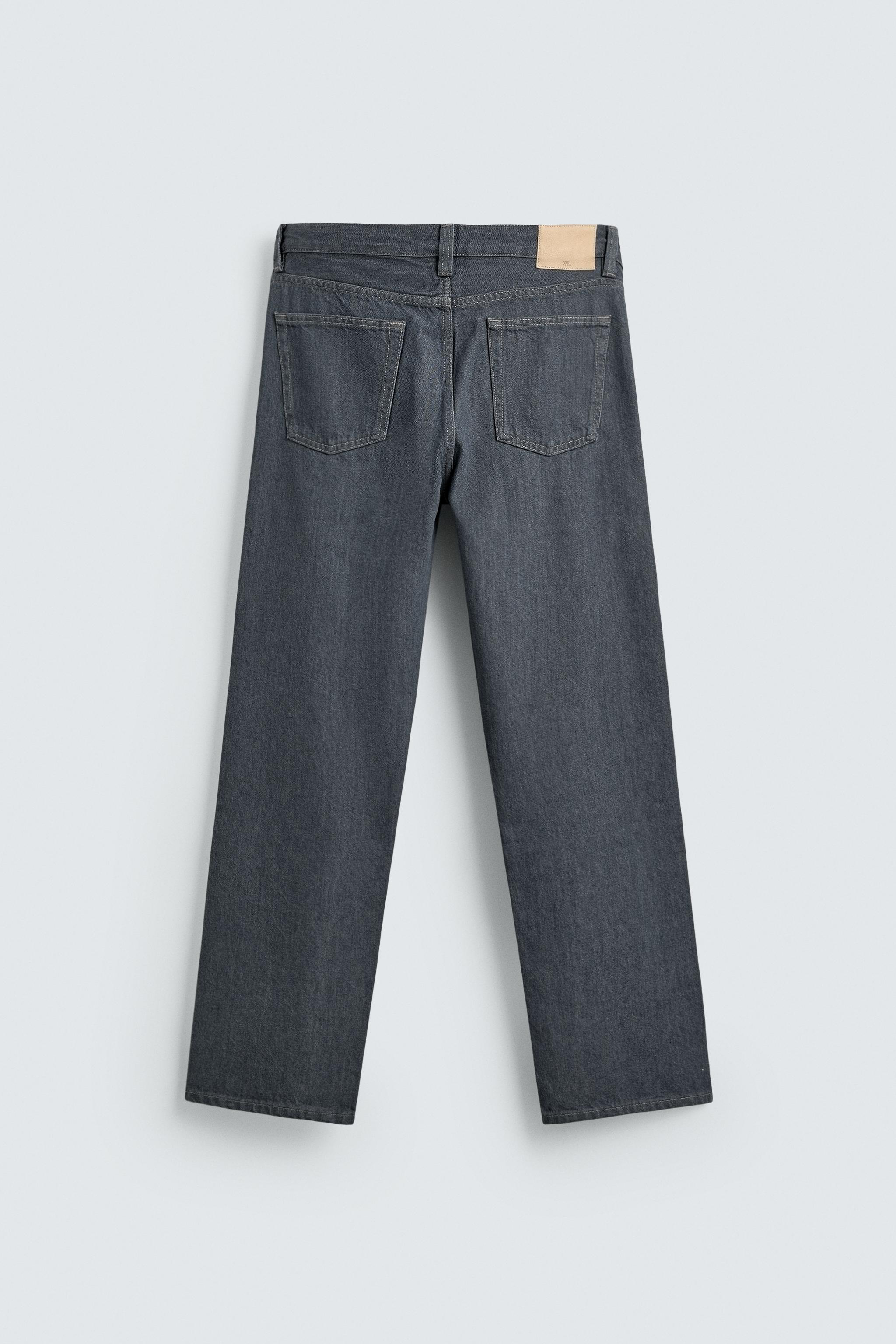 STRAIGHT FIT JEANS